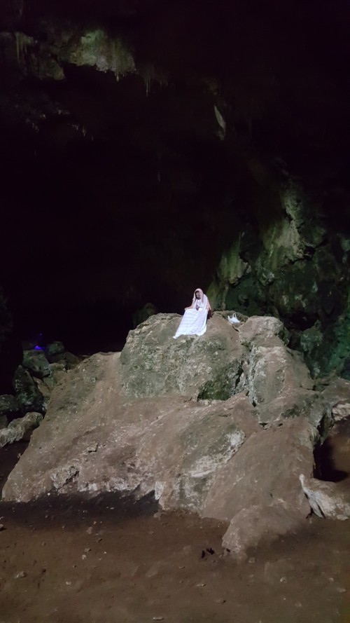 Antoine Renard - SIX MEMOS FOR THE NEXT MILLENIUM