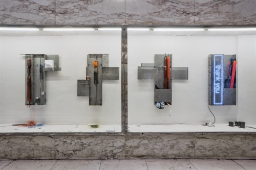 Antoine Renard - junk altars