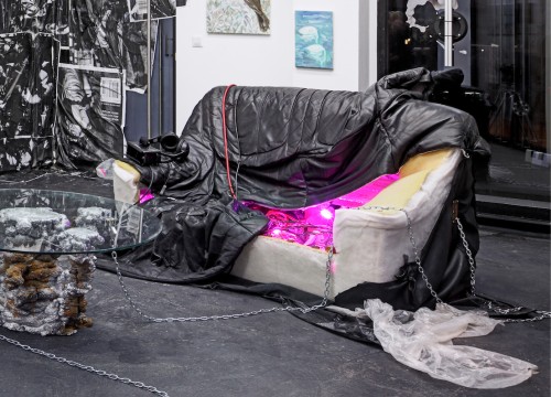 Antoine Renard - Fucked up couch